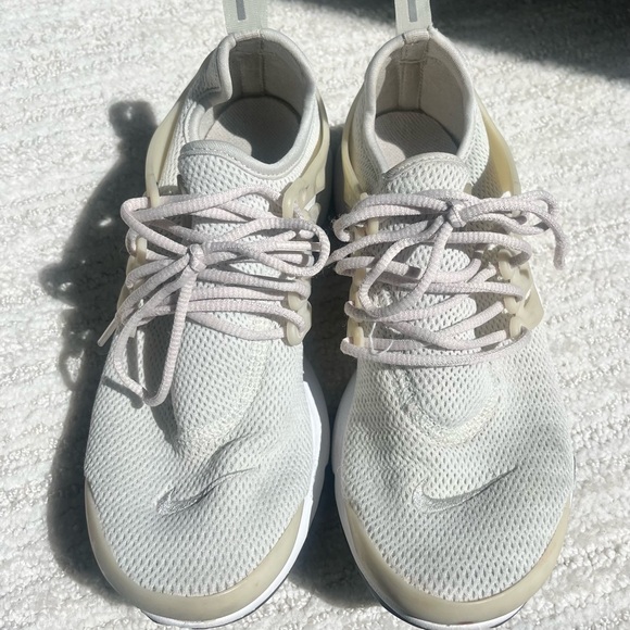 Nike 2016 Women’s Air Presto 878068-100 Running Shoes - Picture 4 of 5